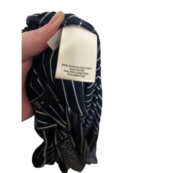 Ann Taylor Sleeveless Scoop Neck Blue and White Striped Maxi Dress Size Small - Picture 4 of 5